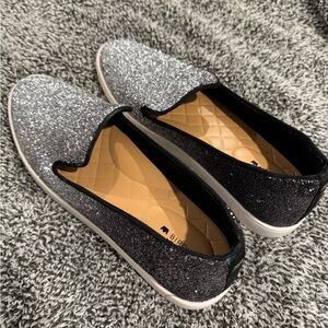 Birdies The Swift Slip On Sneaker Chrome Ombre Silver Black (Size 8.5) New